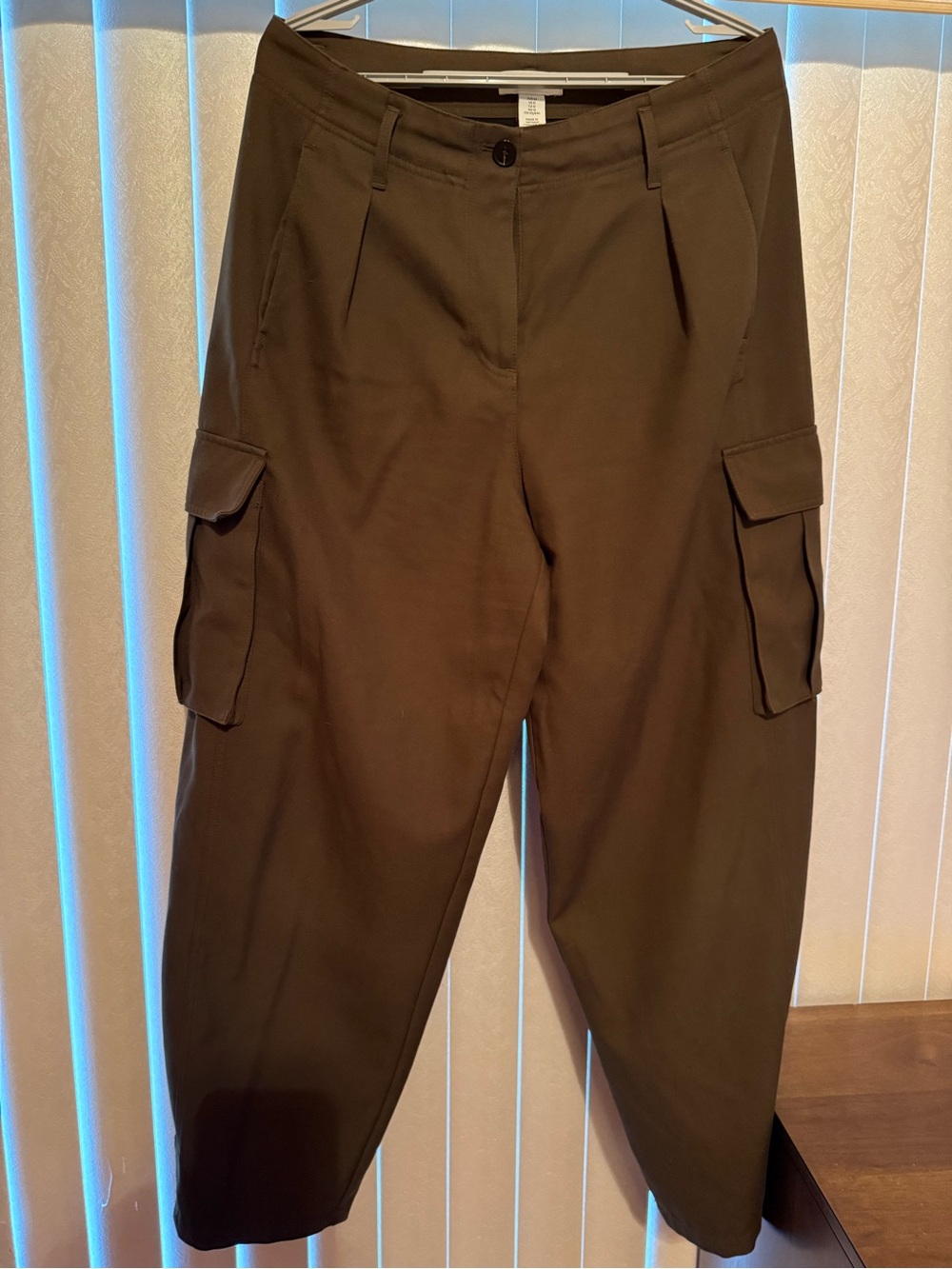 H&M Olive Green Wide-Leg Cargo Pants